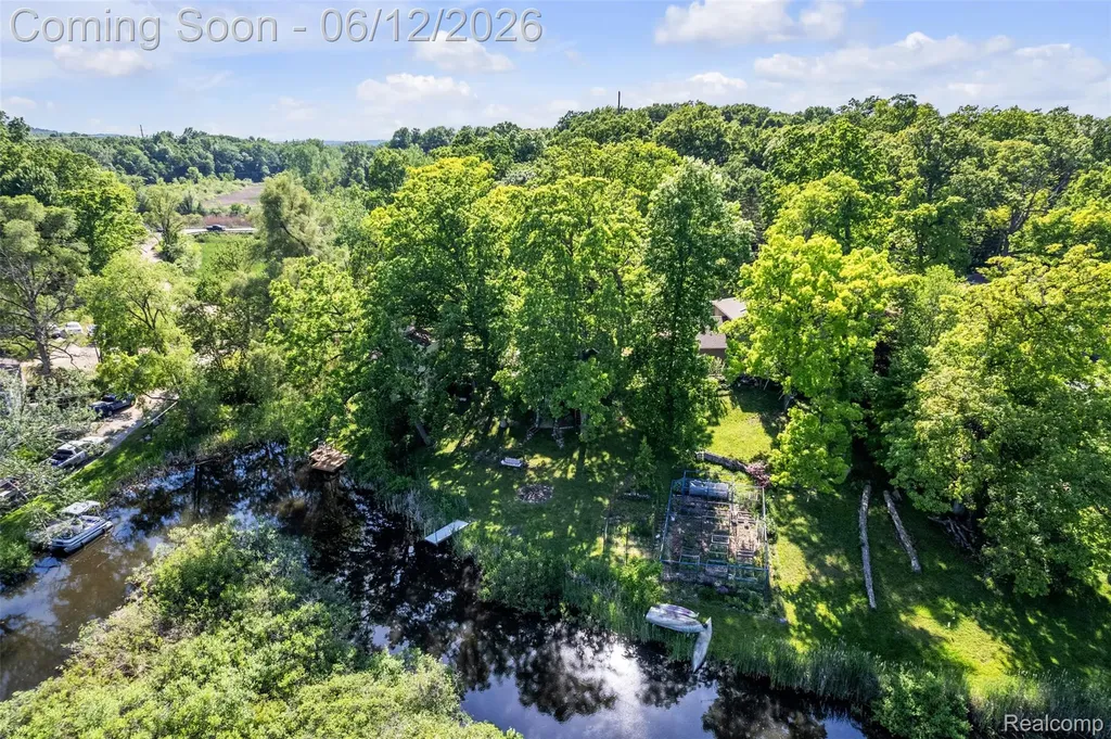 920 Hickory Ridge Circle Milford Charter Township MI 48380