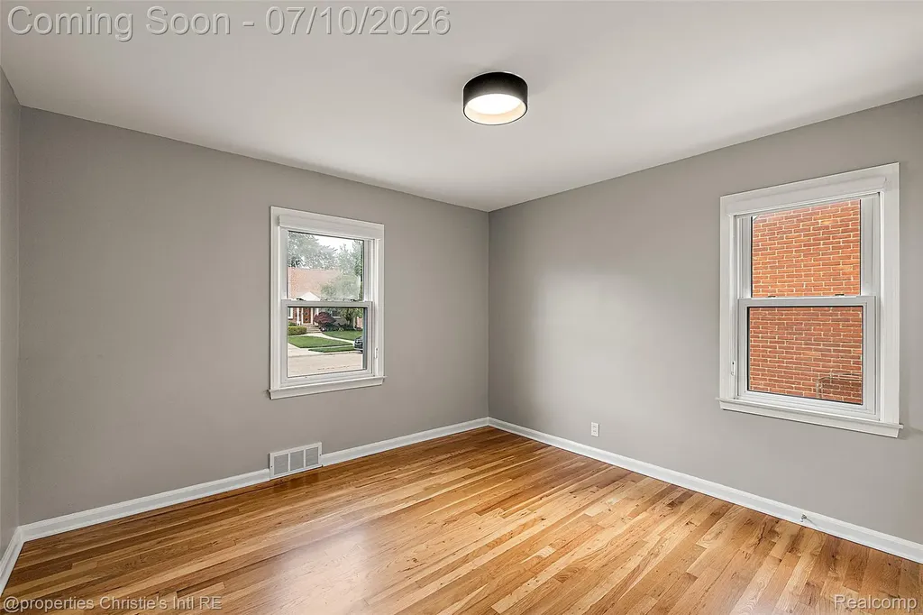 3022 N Blair Avenue Royal Oak City MI 48073