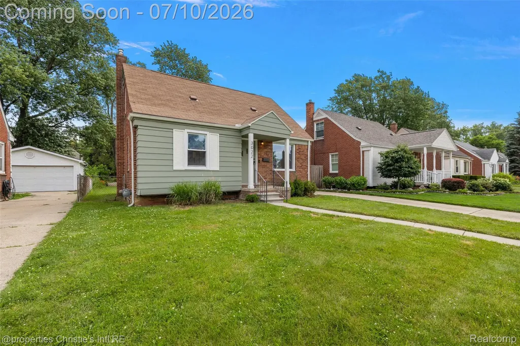 3022 N Blair Avenue Royal Oak City MI 48073
