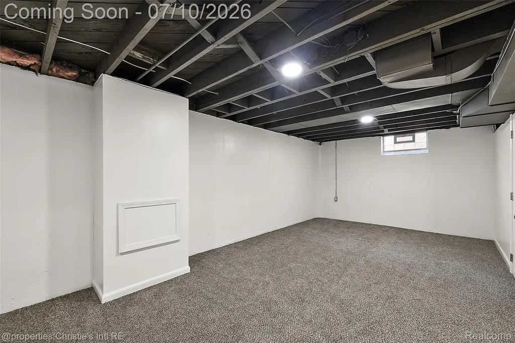 3022 N Blair Avenue Royal Oak City MI 48073