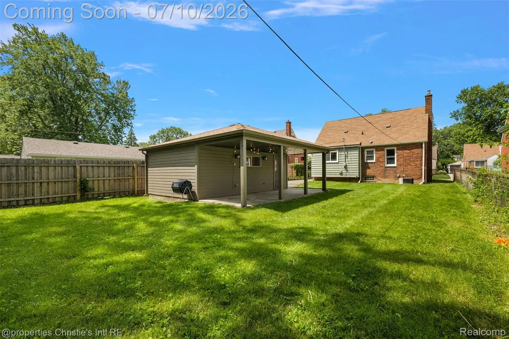 3022 N Blair Avenue Royal Oak City MI 48073