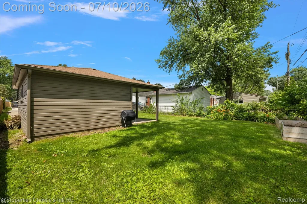 3022 N Blair Avenue Royal Oak City MI 48073