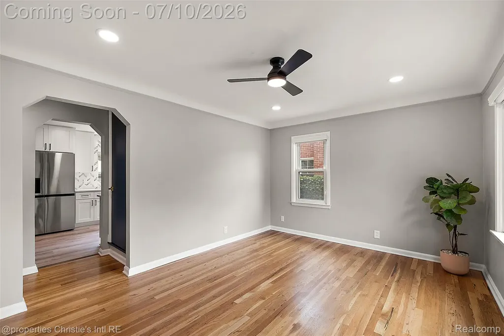 3022 N Blair Avenue Royal Oak City MI 48073