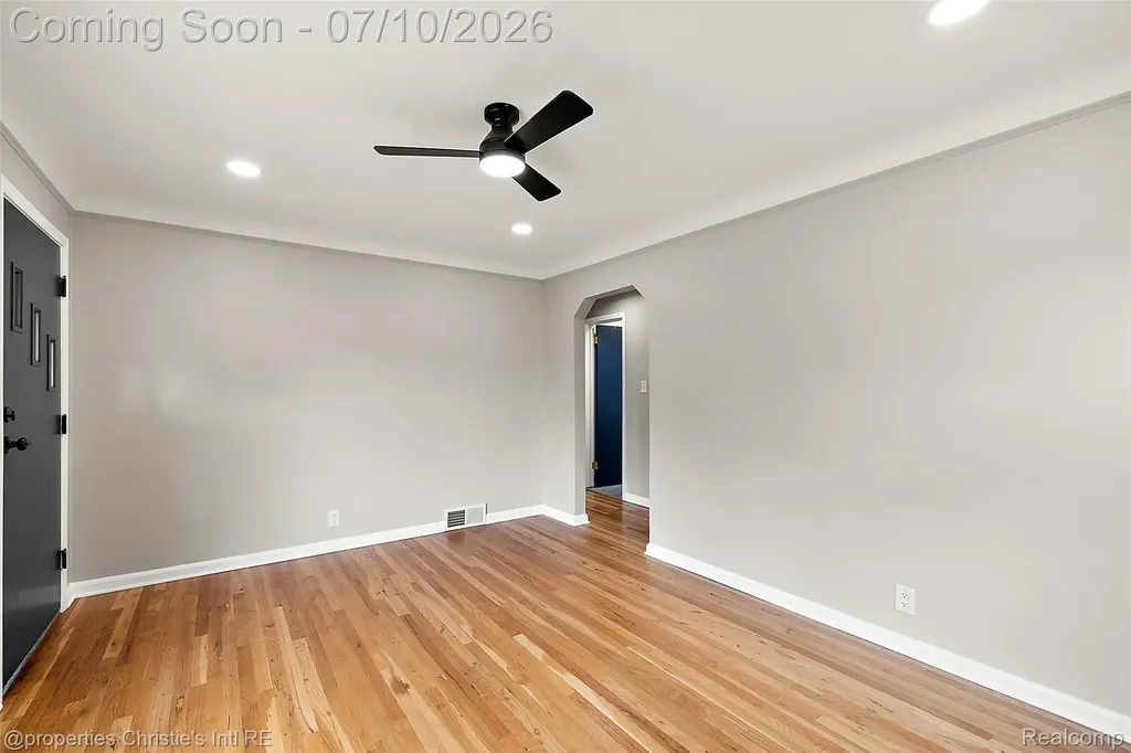 3022 N Blair Avenue Royal Oak City MI 48073