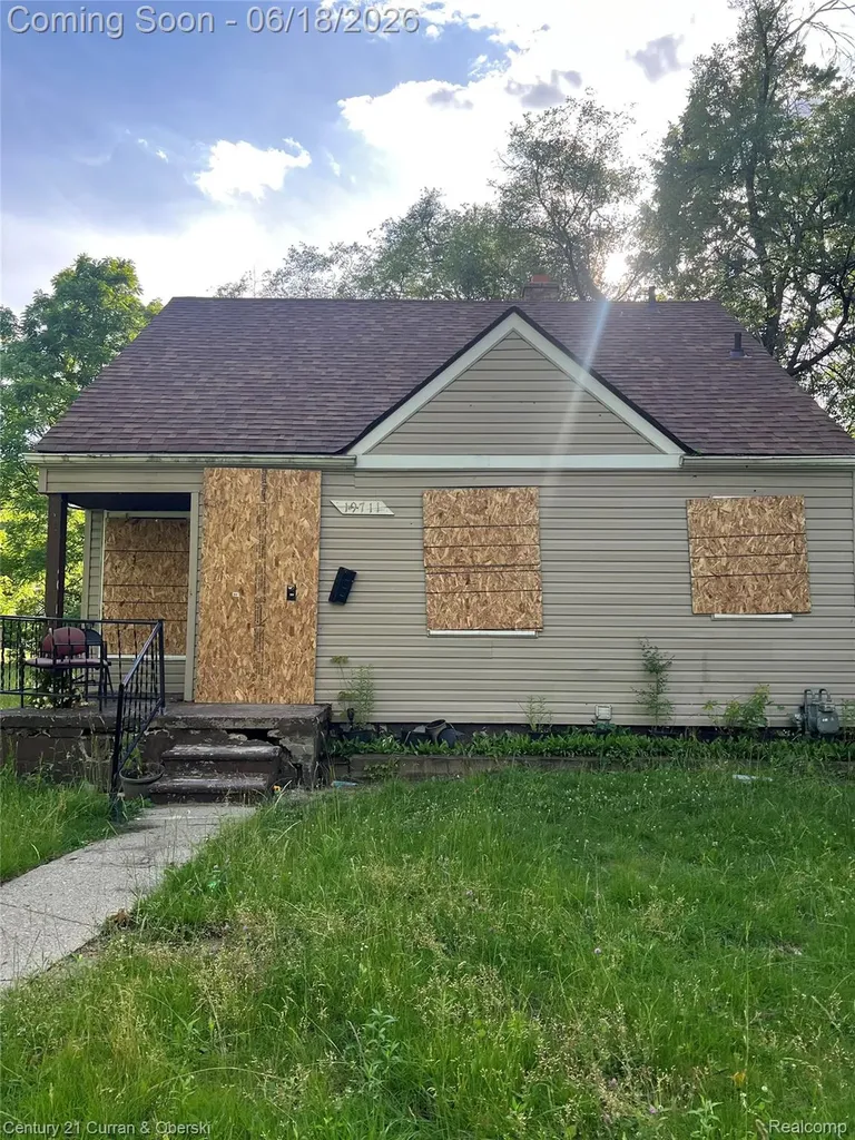 19711 Bentler Street Detroit City MI 48219
