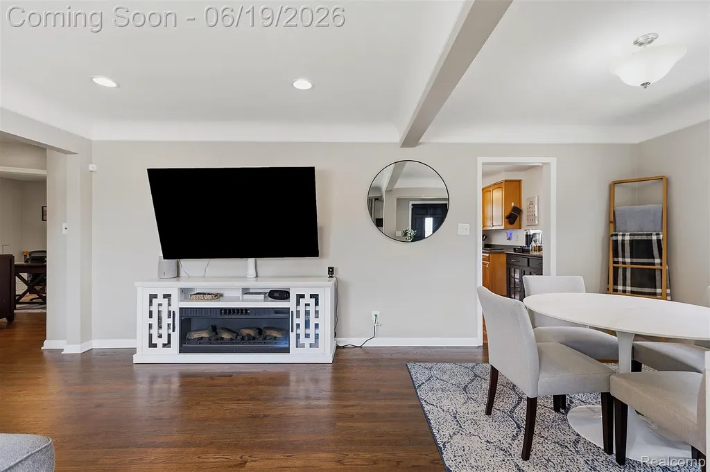 27407 Grant Street St. Clair Shores City MI 48081