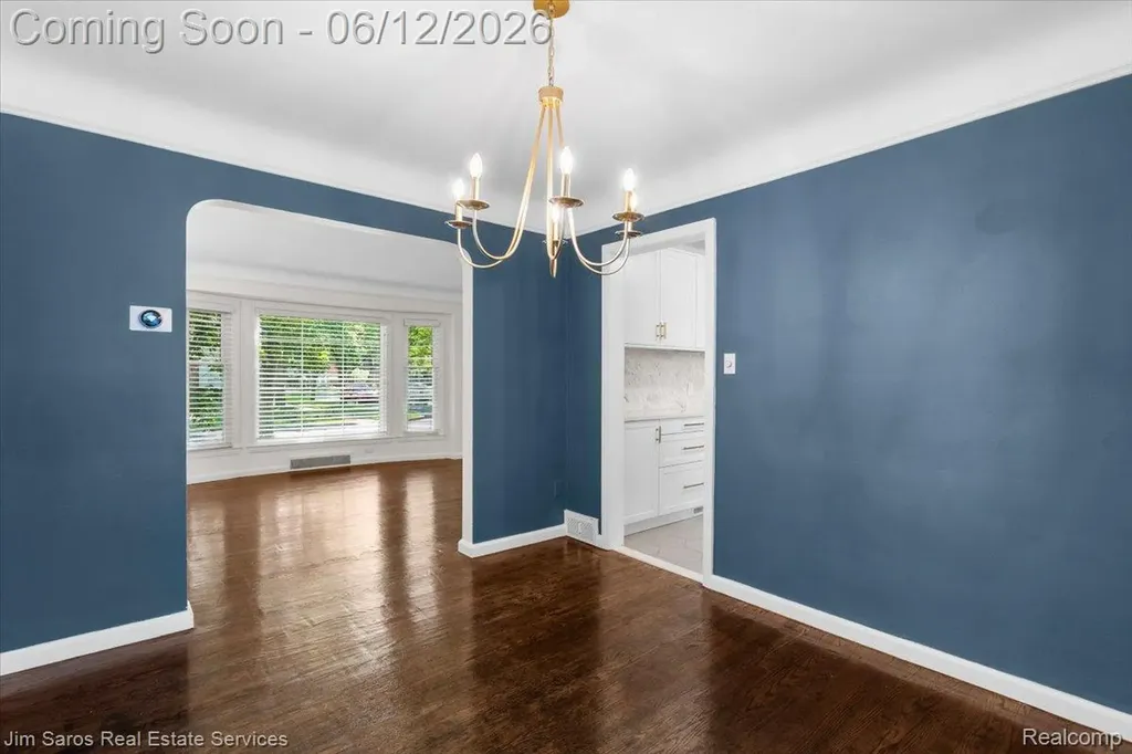 451 Moran Road Grosse Pointe Farms City MI 48236