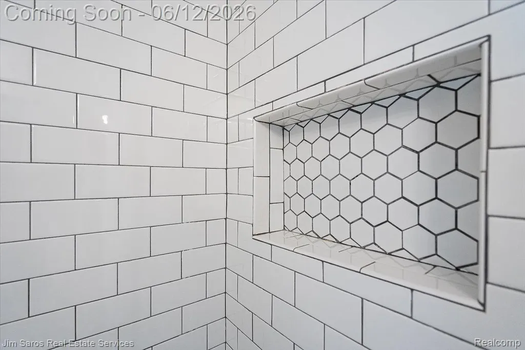 451 Moran Road Grosse Pointe Farms City MI 48236