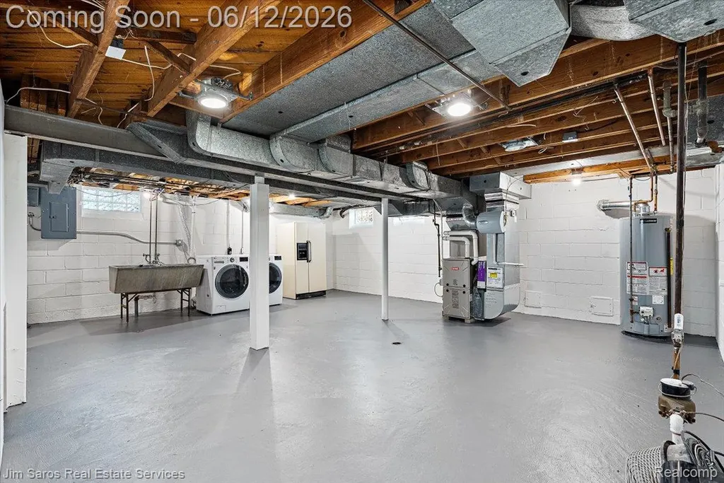 451 Moran Road Grosse Pointe Farms City MI 48236