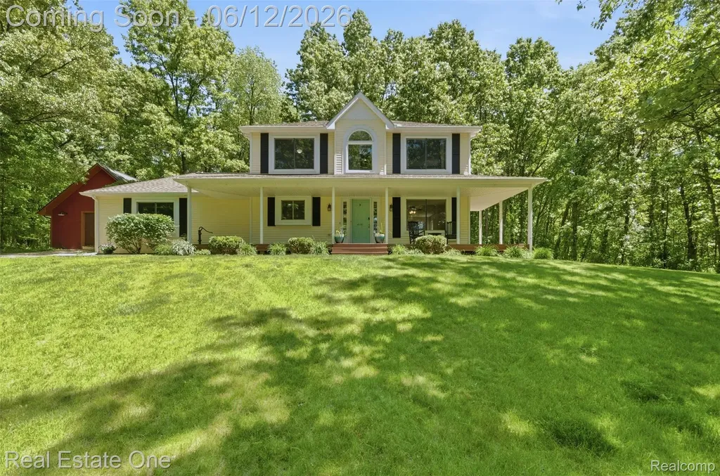 3559 Perry Lake Road Brandon Charter Township MI 48462