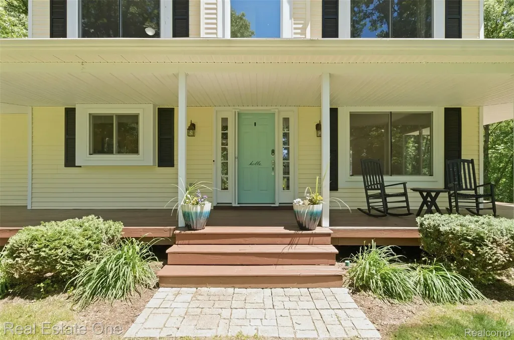 3559 Perry Lake Road Brandon Charter Township MI 48462