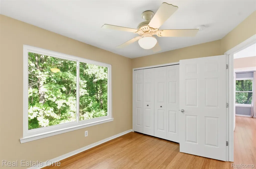 3559 Perry Lake Road Brandon Charter Township MI 48462