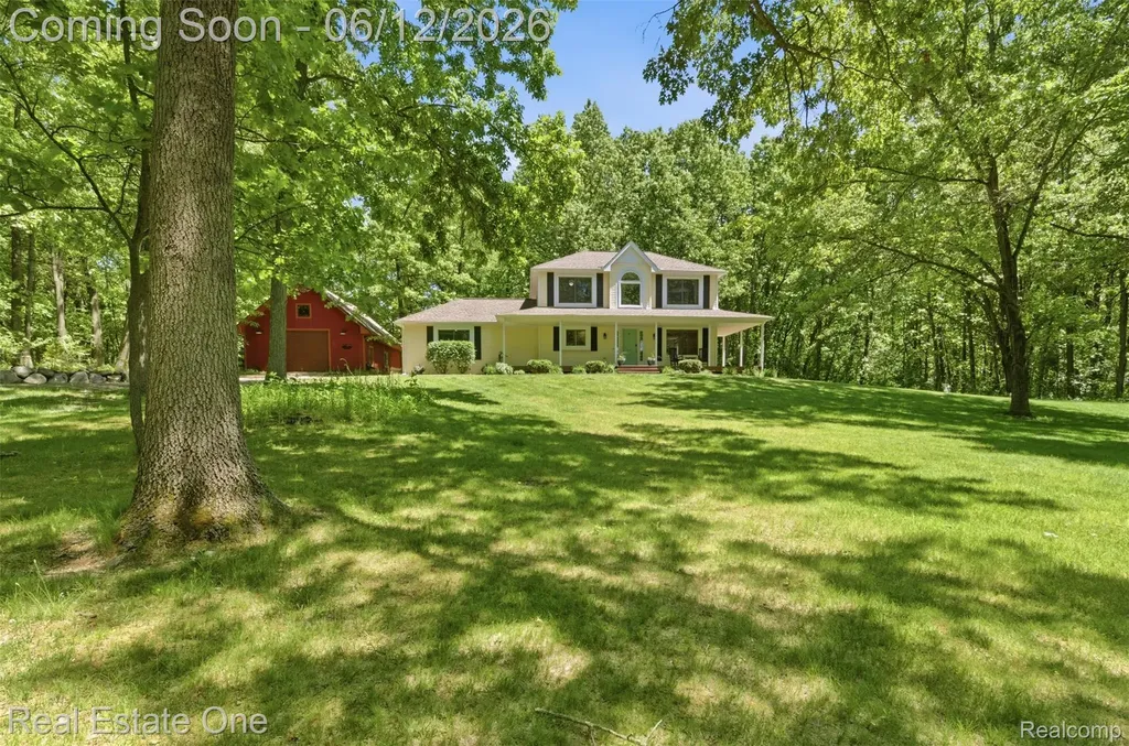 3559 Perry Lake Road Brandon Charter Township MI 48462
