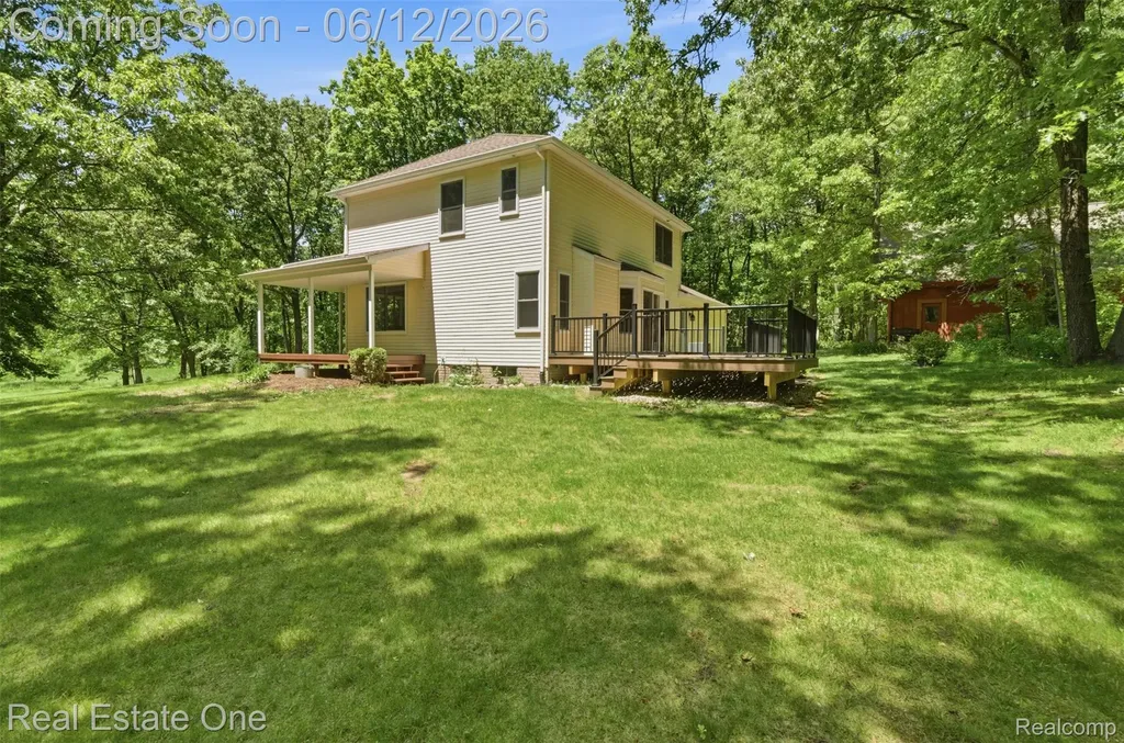 3559 Perry Lake Road Brandon Charter Township MI 48462