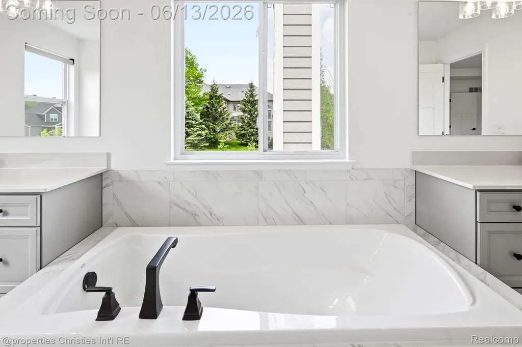 51350 Stone Meadow Court Lyon Charter Township MI 48167