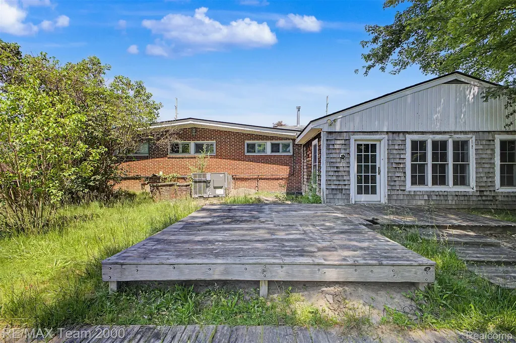 2145 Oakville Waltz Road Ash Township MI 48164