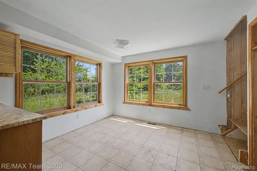 2145 Oakville Waltz Road Ash Township MI 48164