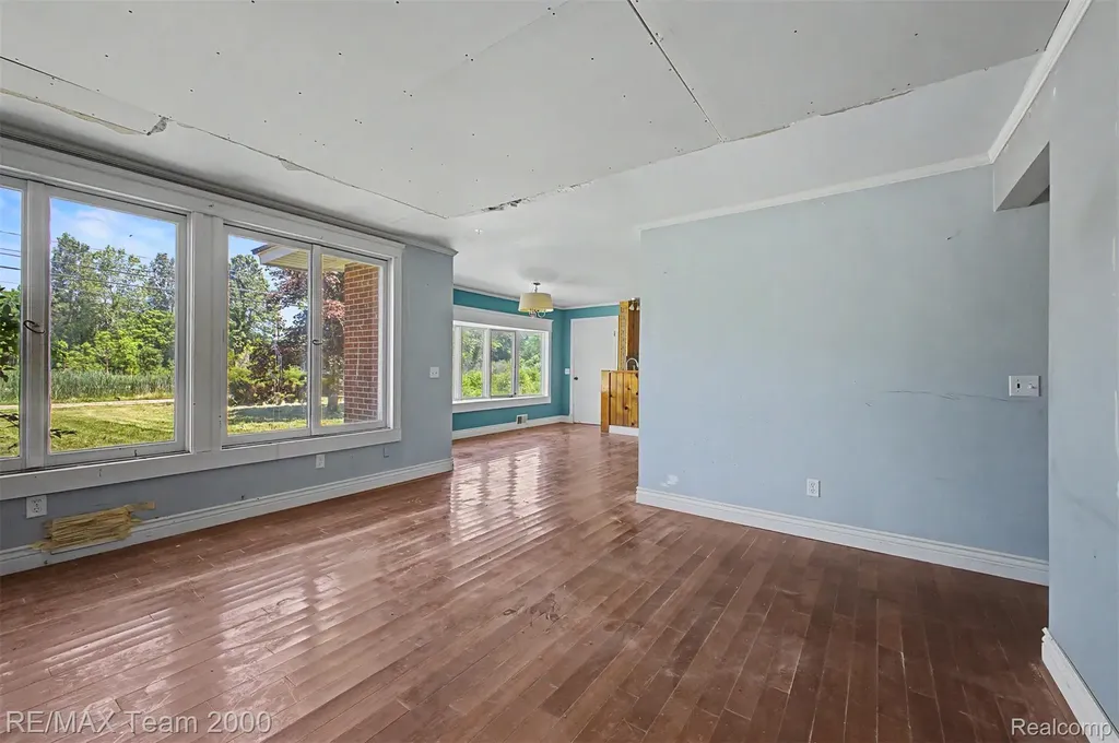 2145 Oakville Waltz Road Ash Township MI 48164