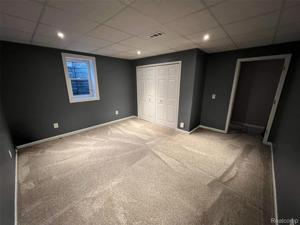 9095 Rotondo Drive Hartland Township MI 48855