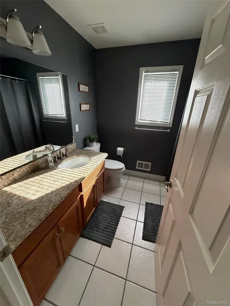 9095 Rotondo Drive Hartland Township MI 48855