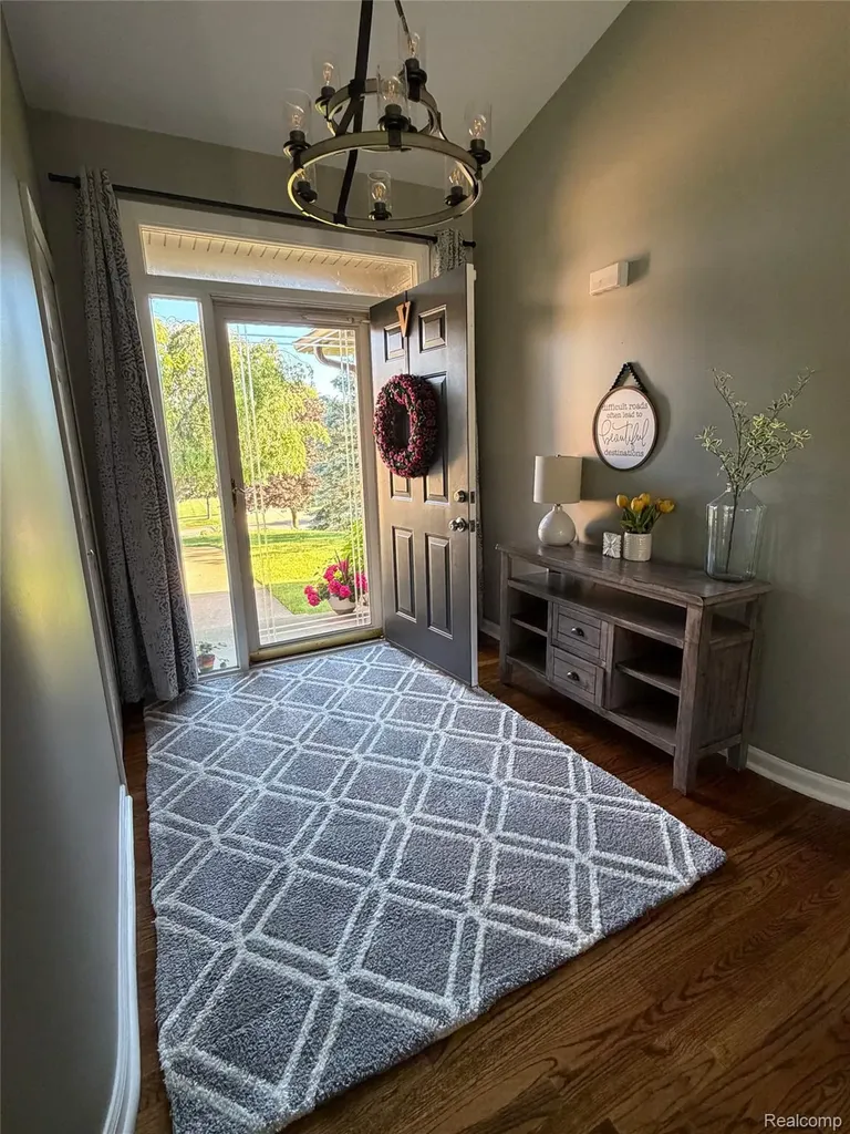 9095 Rotondo Drive Hartland Township MI 48855