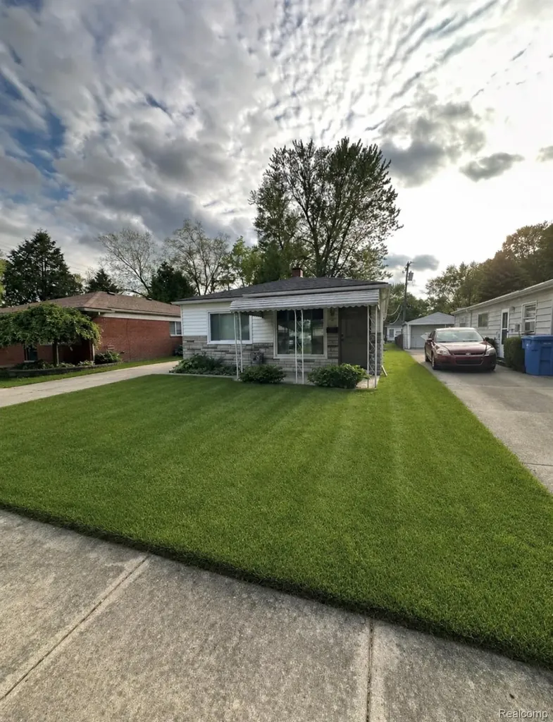 4484 Ziegler Street Dearborn Heights City MI 48125