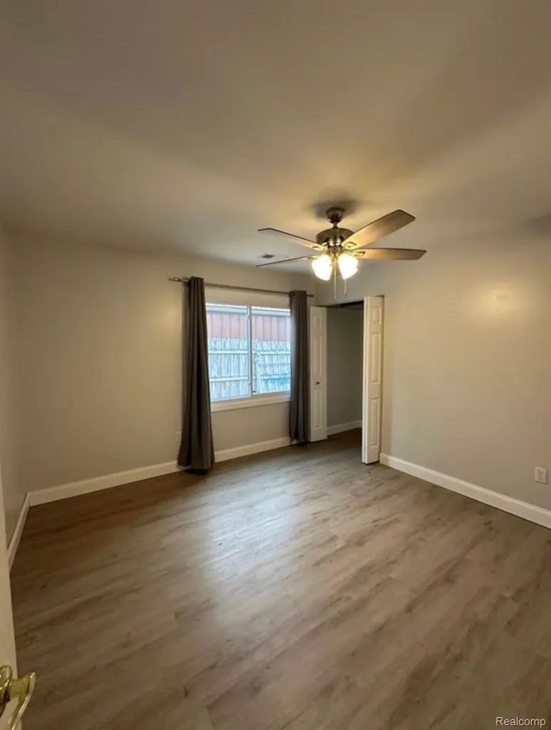 4484 Ziegler Street Dearborn Heights City MI 48125