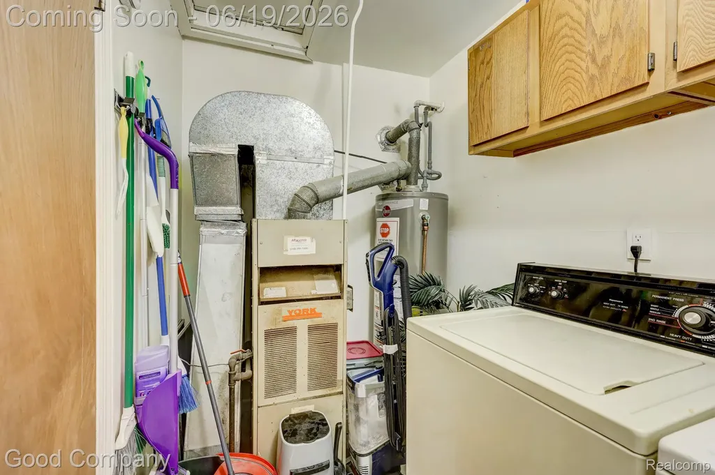 521 E Chesterfield Street Ferndale City MI 48220