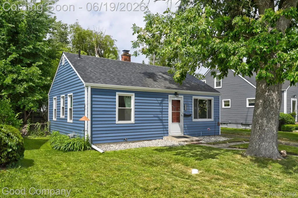 521 E Chesterfield Street Ferndale City MI 48220