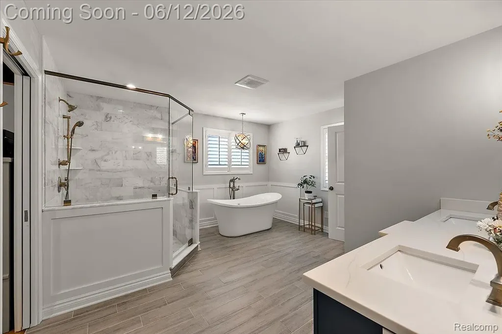 22461 Benjamin Street St. Clair Shores City MI 48081