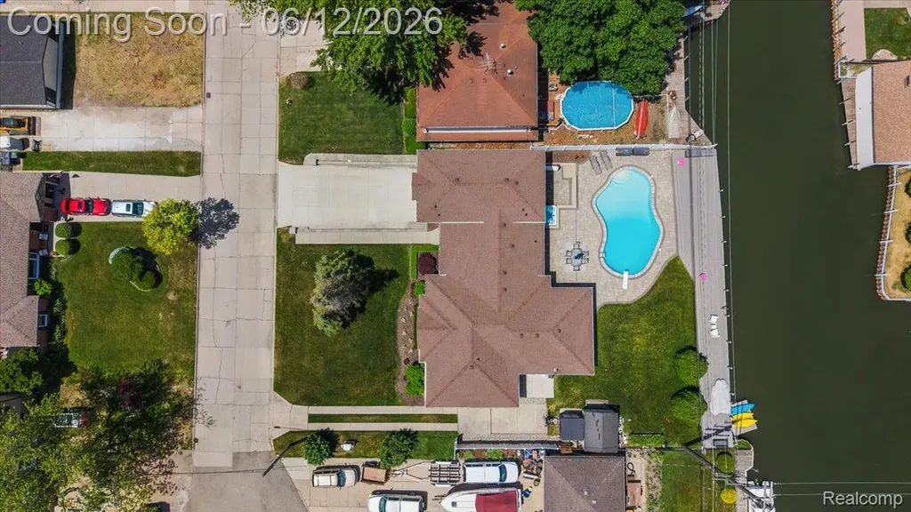 22461 Benjamin Street St. Clair Shores City MI 48081