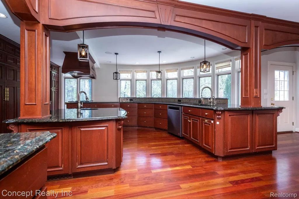 3215 Edgevale Drive Bedford Township MI 48144
