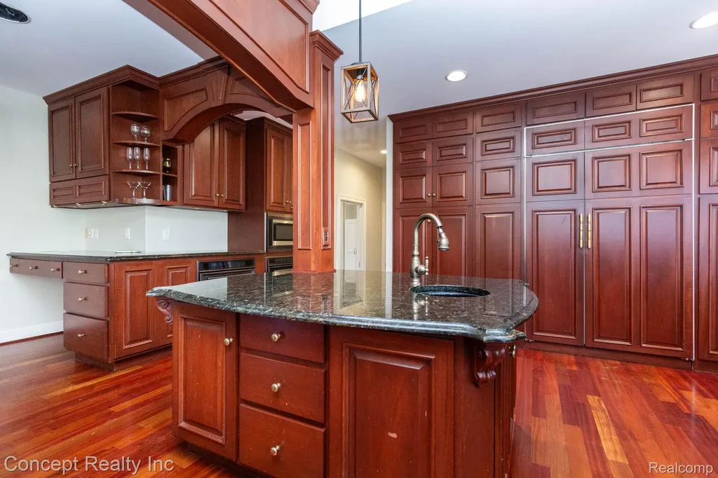 3215 Edgevale Drive Bedford Township MI 48144