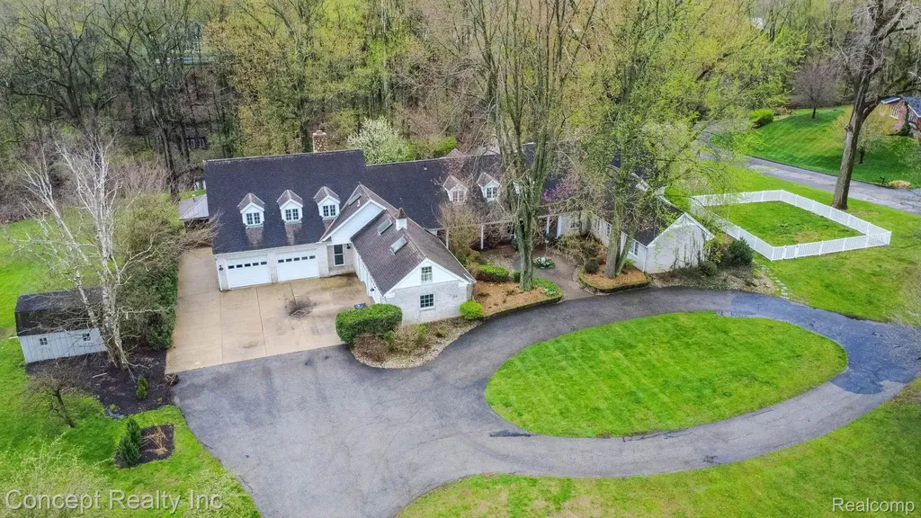 3215 Edgevale Drive Bedford Township MI 48144