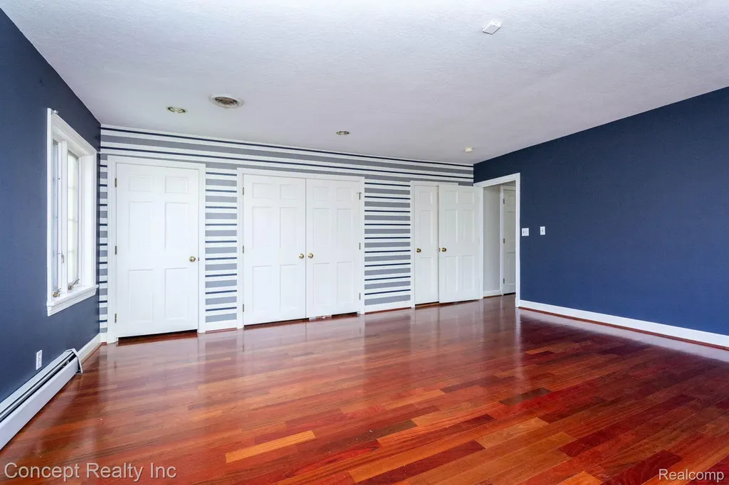 3215 Edgevale Drive Bedford Township MI 48144