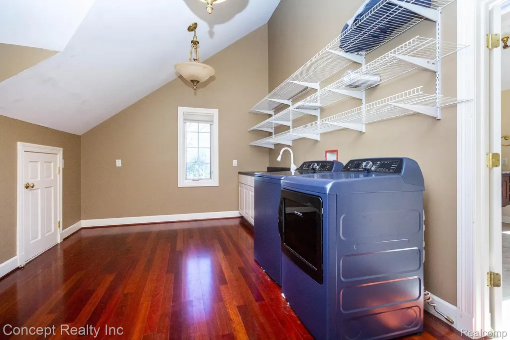 3215 Edgevale Drive Bedford Township MI 48144