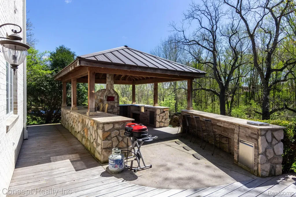 3215 Edgevale Drive Bedford Township MI 48144