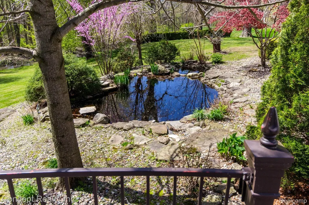 3215 Edgevale Drive Bedford Township MI 48144
