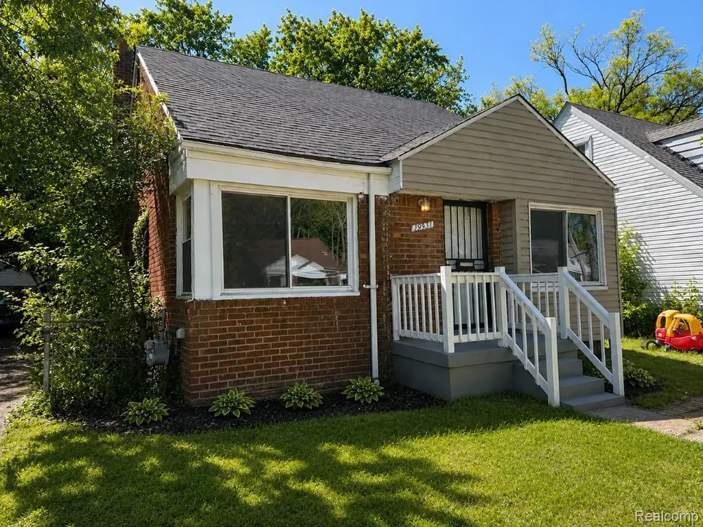 19931 Oakfield Street Detroit City MI 48235