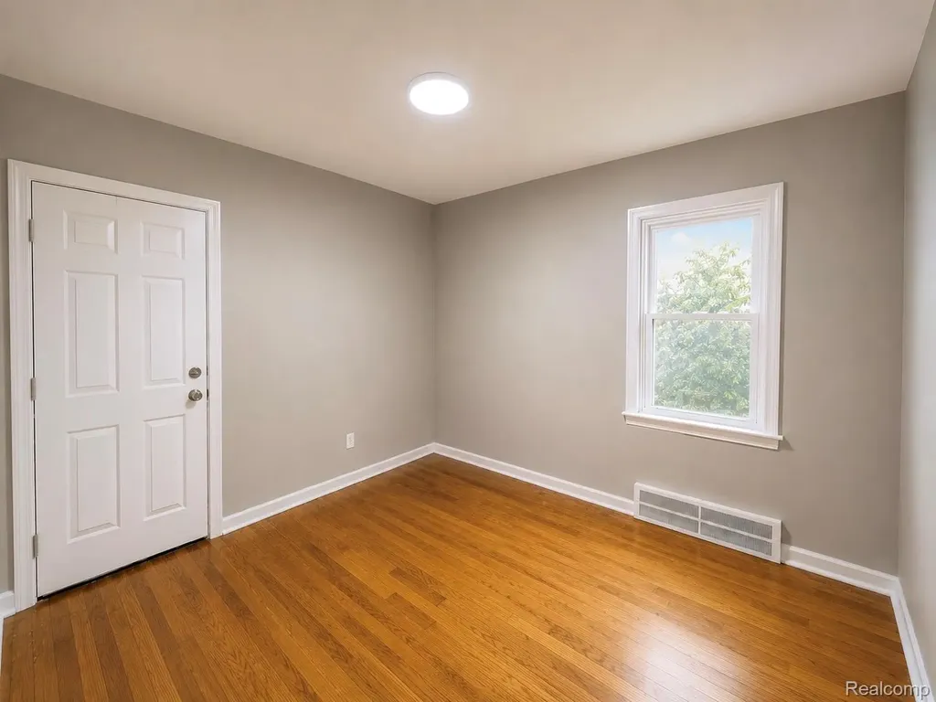 19931 Oakfield Street Detroit City MI 48235