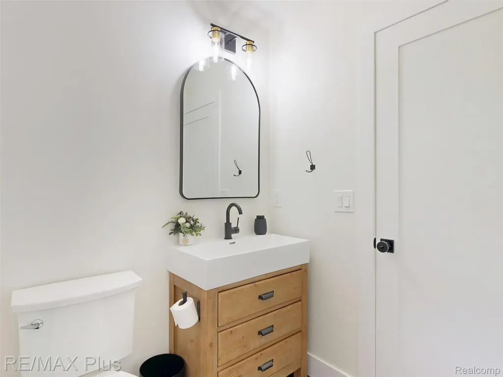 381 Miller Lake Road Deerfield Township MI 48421
