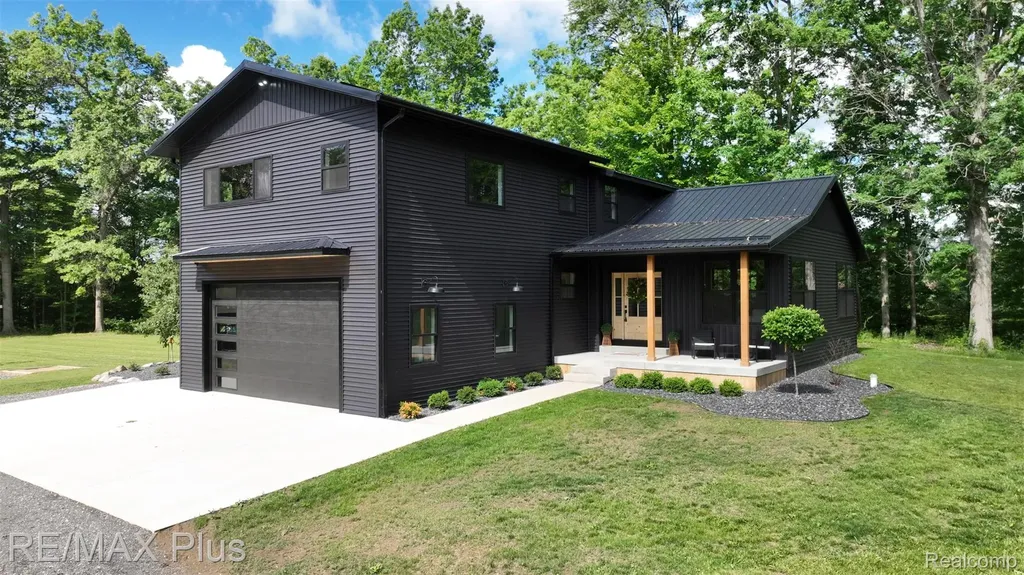 381 Miller Lake Road Deerfield Township MI 48421