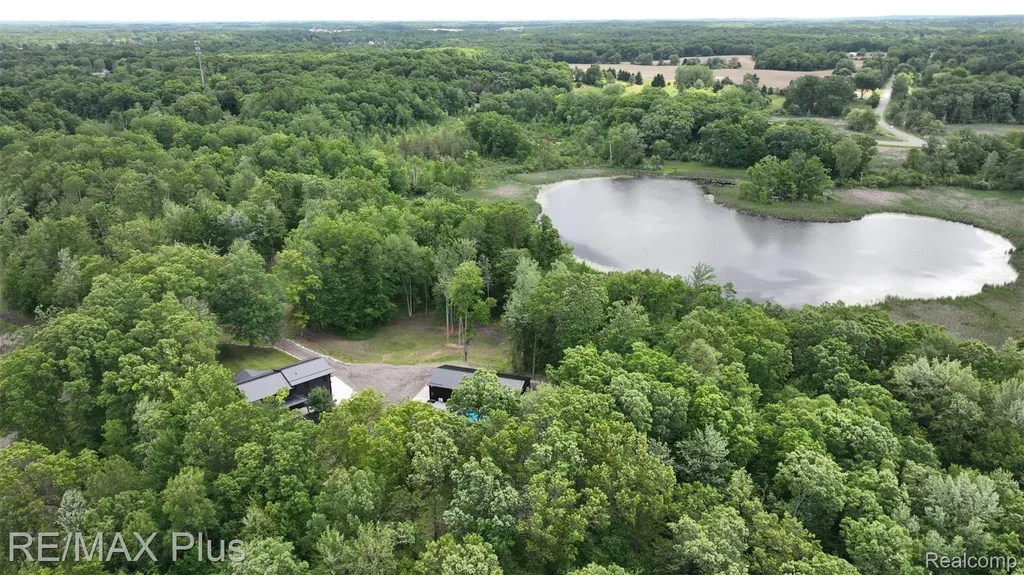 381 Miller Lake Road Deerfield Township MI 48421