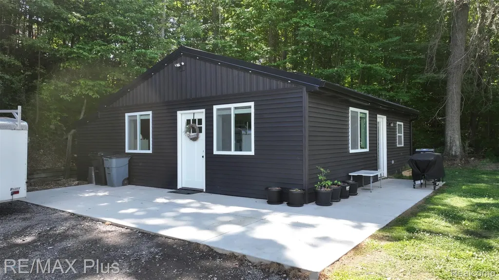 381 Miller Lake Road Deerfield Township MI 48421