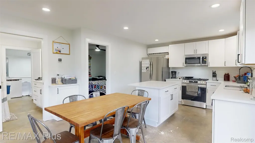 381 Miller Lake Road Deerfield Township MI 48421