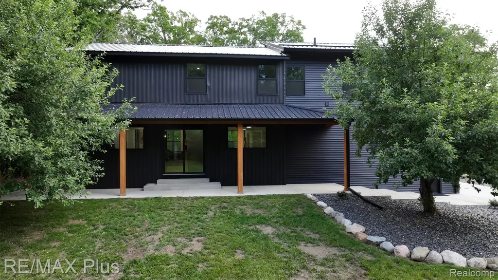 381 Miller Lake Road Deerfield Township MI 48421