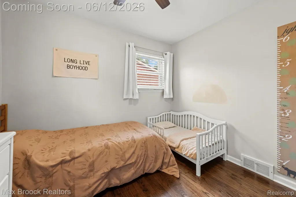 14474 Oxford Plymouth Charter Township MI 48170