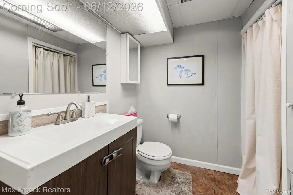 14474 Oxford Plymouth Charter Township MI 48170
