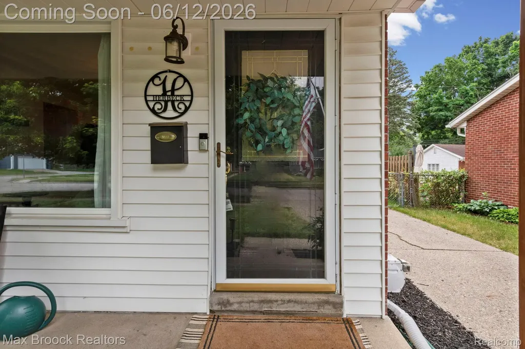14474 Oxford Plymouth Charter Township MI 48170