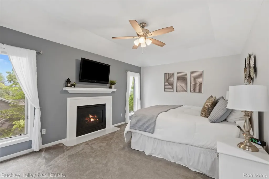 7829 Hillside Lakes Drive Hamburg Township MI 48116